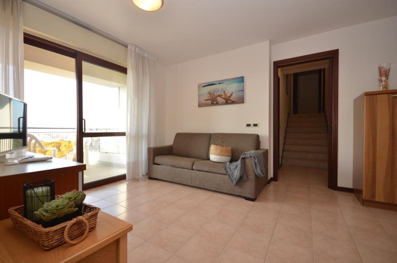 Residenza Porta Del Mare Apartment Lignano Sabbiadoro Ngoại thất bức ảnh